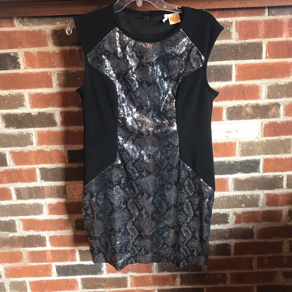 AVAILABLE LBD with sequin snakeskin print - Picture 5 of 14